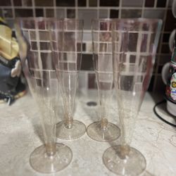 Champagne Toasting Flute Plastic Cups Party Glitter