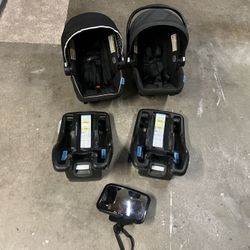 Two Graco Infant Car Seats With Base