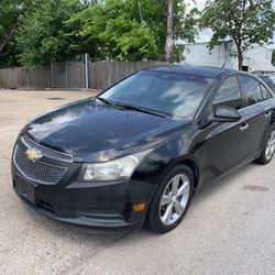 2012 CHEVY CRUZE CLEAN TITLE $4500 CASH MONEY 