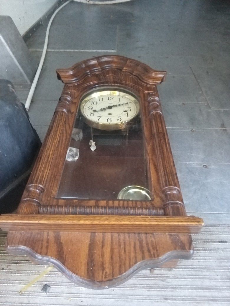 Wall Hanging Clock