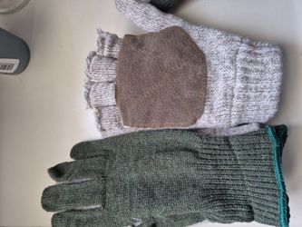 Knit Work Gloves with Leather Palm Patch