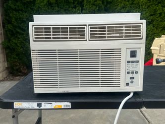General Electric 6000 BTU window air conditioner