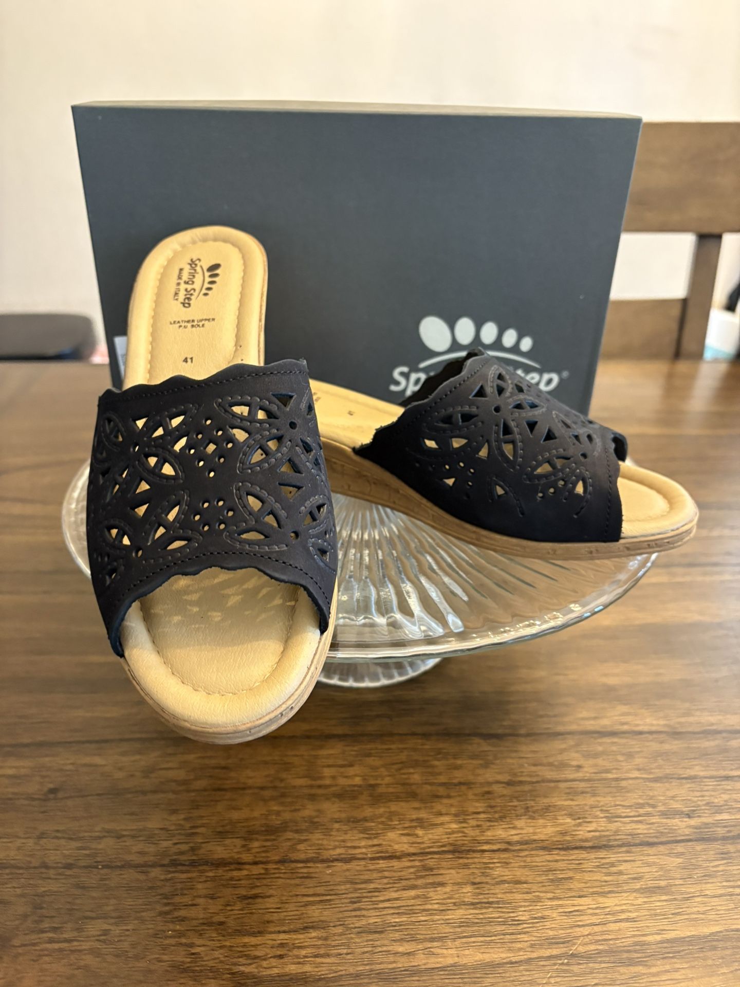 New Spring Step Wedge Sandals Black Shoe Size 9.5-10