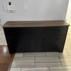 BRAND NEW!! Brown & Black 6 Drawer Dresser