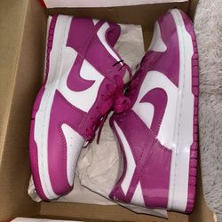 Nike Dunk Low Fuchsia