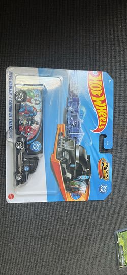 DC Transporter Hot Wheels