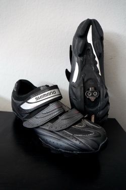 Shimano 3 strap cycling shoes 10.5