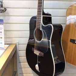 Takamine Acoustic Guitar 