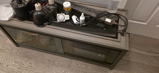 Reptiles tanks