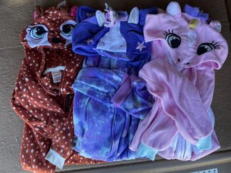 Girls Hooded Sleeper Pajamas Lot