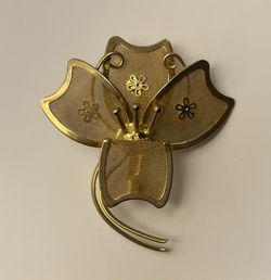 vintage gold-toned mesh brooch,