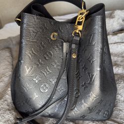 Louis Vuitton Neonoe 