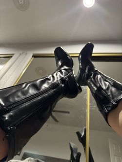 9.5 Leather Boots A2 By Aerosoles