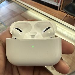 Apple AirPod Pro 1st Generation 