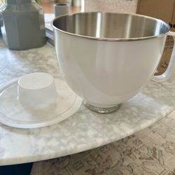 KitchenAid 5 Quart Mixing Bowl