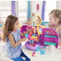 Sunny Day Glam Vanity Rolling Vehicle & Doll Playset