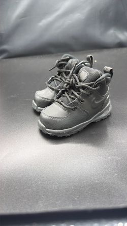 Nike Black Boots Boy Girl 5c