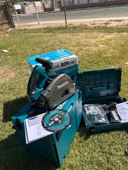 Makita
40V max XGT Lithium-Ion Brushless Cordless 6-1/2 in. Plunge Circular Saw Kit, AWS Capable, (4.0Ah)