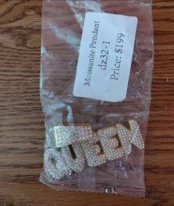 Moissanite Queen pendant make offers