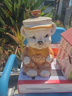 Cookie jar