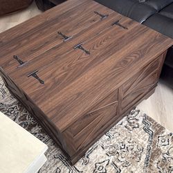 Storage coffee table