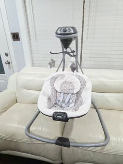 Graco Electric Musical Baby Swing