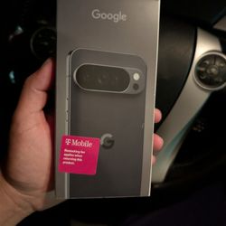 Google Pixel 10  XL