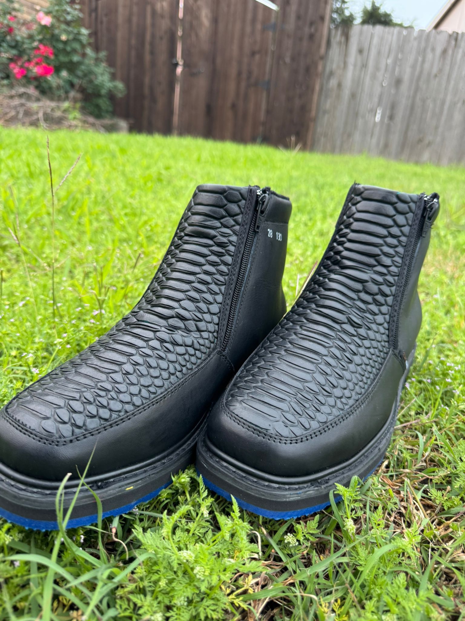 Men Boots On Leather With Snake Print