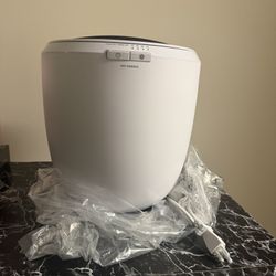 Towel Warmer – Compact Countertop Spa Heater (New)