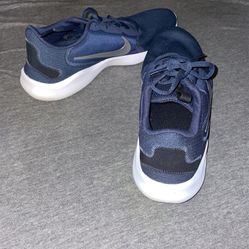 Nike Flex Shoes Size 10