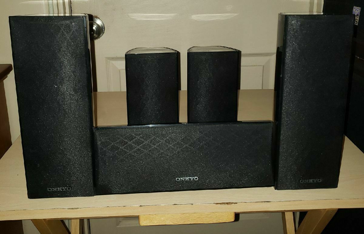 Onkyo 5 Speakers 