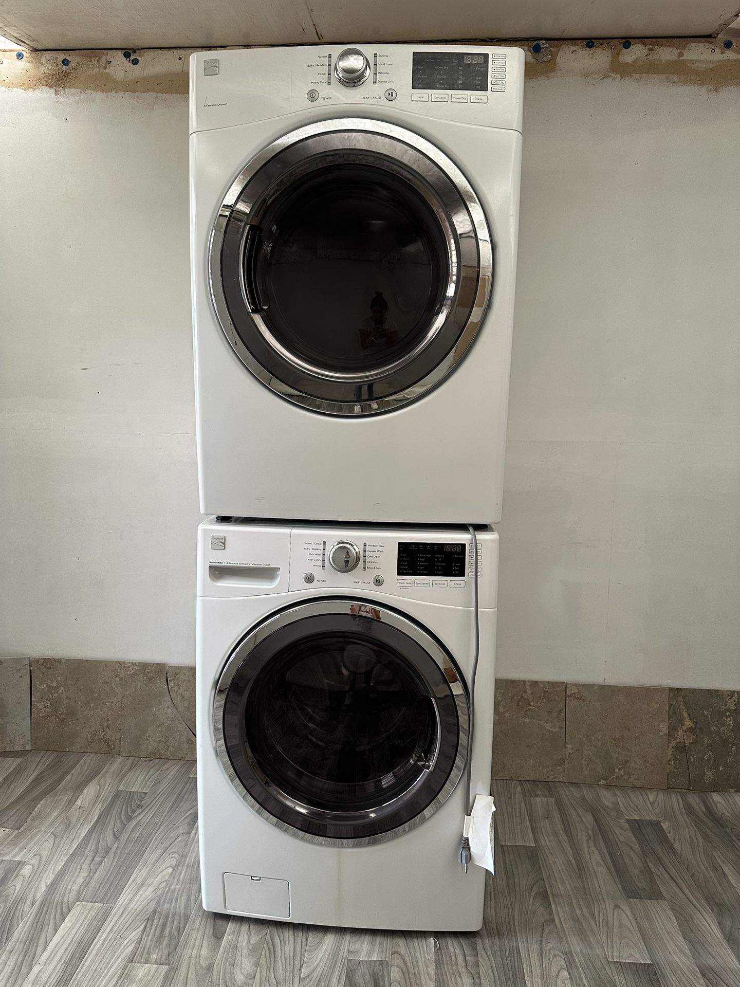 Kenmore Washer And Electric Dryer 