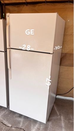 GE Refrigerator 🟣🟣🟣