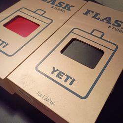 Yeti Flask And Funnel Set In Black And Red