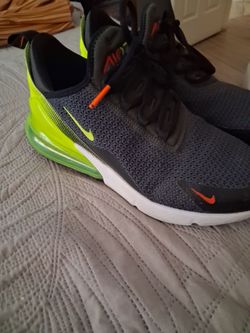 Vendo 2 pares de tenis muy bonitos zize 8