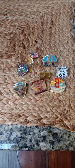 Lot Of State Pins Great For Collectors