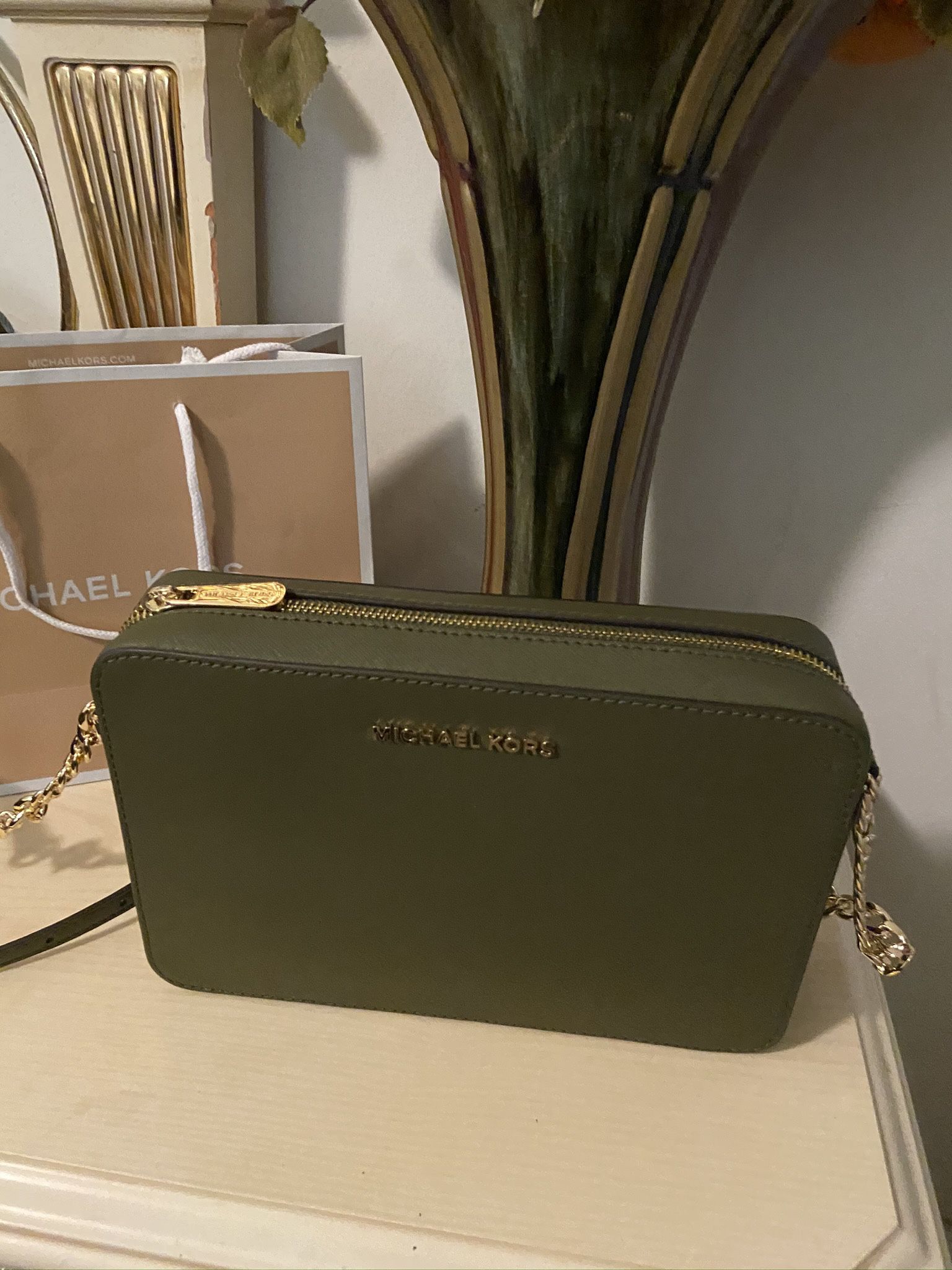 New!!! Michael Crossbody And Wallet