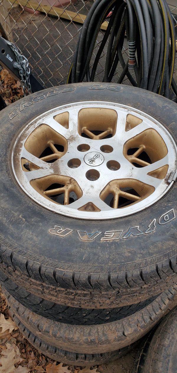 Jeep zj rims and tires for Sale in New Britain, CT OfferUp