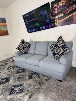 * Like New * living spaces 1pc modular sofa ( Free Delivery )