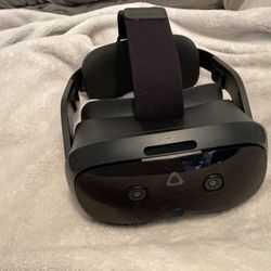 Vive Focus Vision