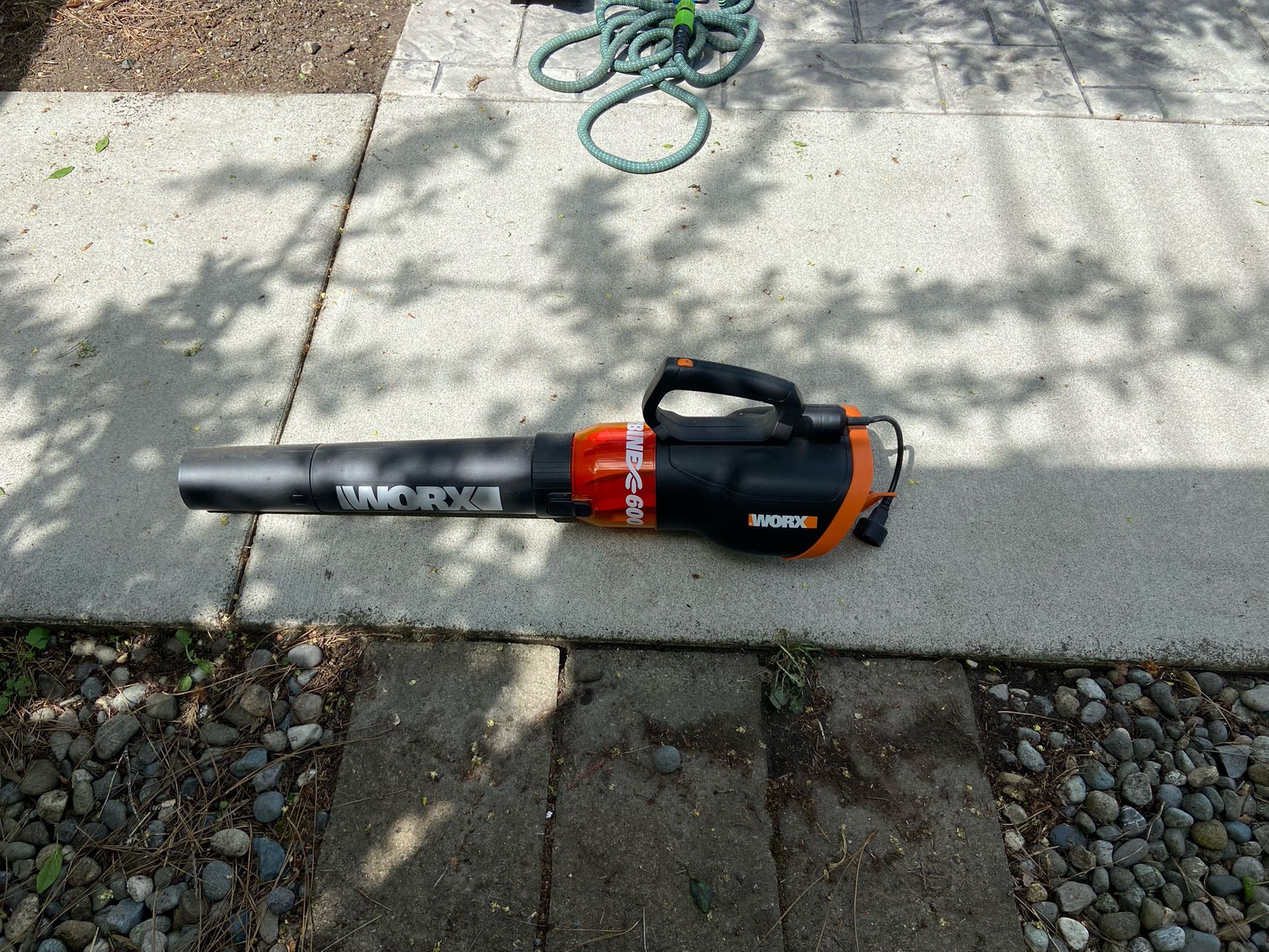 Leaf Blower (electric)