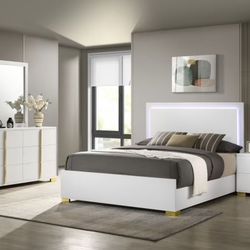 QUEEN 5 PCs Bedroom Set $1189.99