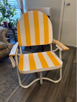 DEER LAND-New 4-Position Padded Outdoor Beach Chair