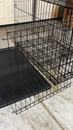 Large Black Wire Dog Crate with Tray