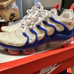 Nike Air VaporMax Plus Coconut Milk Hyper Royal