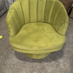 Green Swivel Chair 