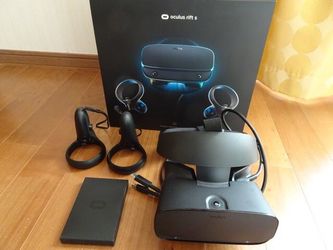 Oculus Rift S VR Headset with Controllers