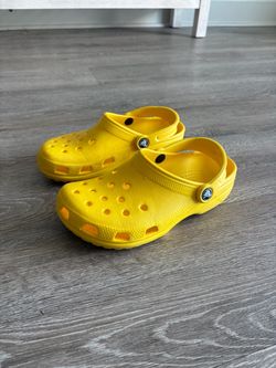 Crocs Classic Clogs Yellow