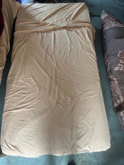 Free Trundle Bed