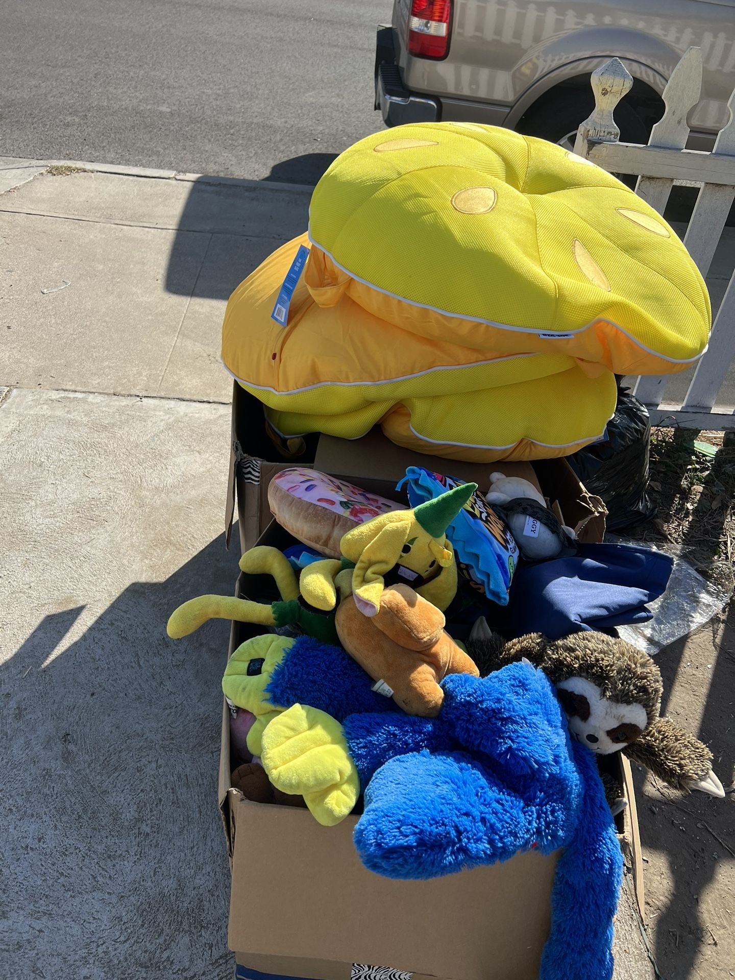 FREE STUFF for Sale in Anaheim, CA OfferUp